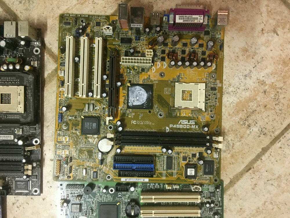 lotto 6 schede madri asus.jpg