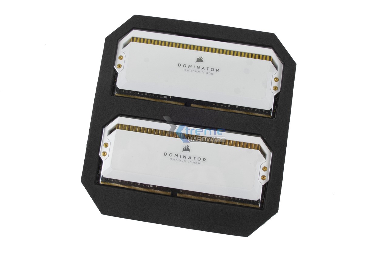 Corsair Dominator Platinum RGB DDR4 3600 4 e7476