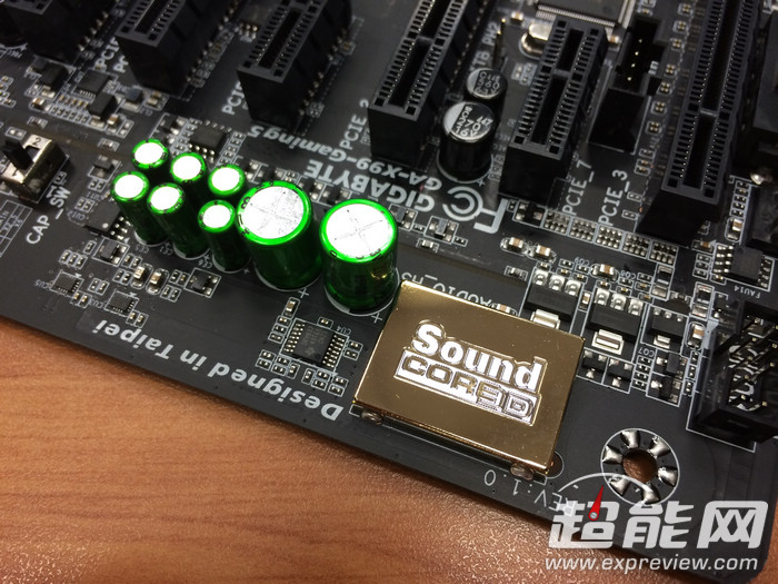 GIGABYTE X99 Gaming 5 10