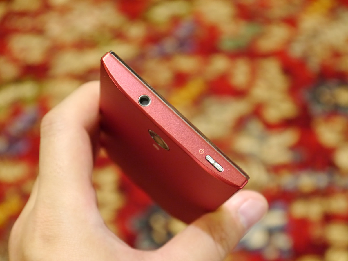 Sharp-Aquos-Crystal X 04