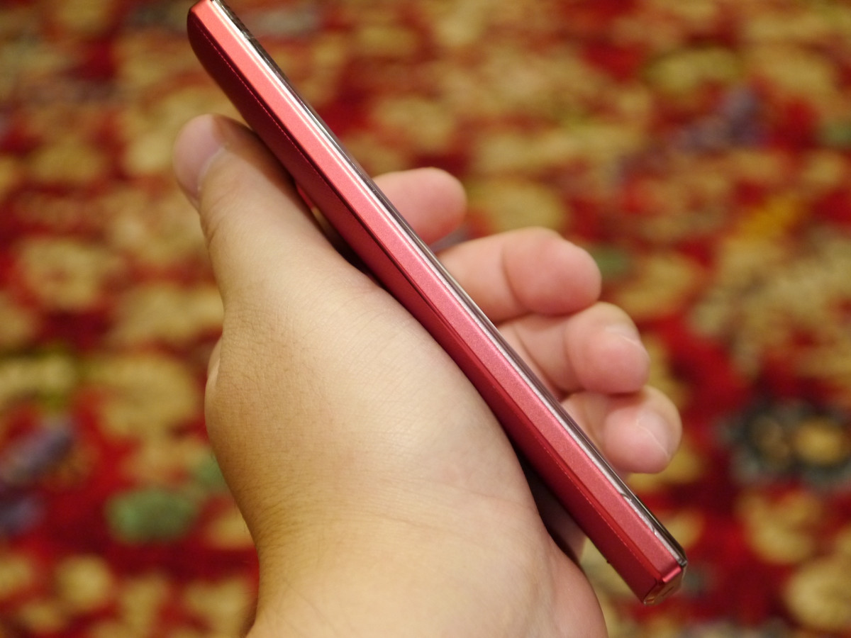 Sharp-Aquos-Crystal X 05